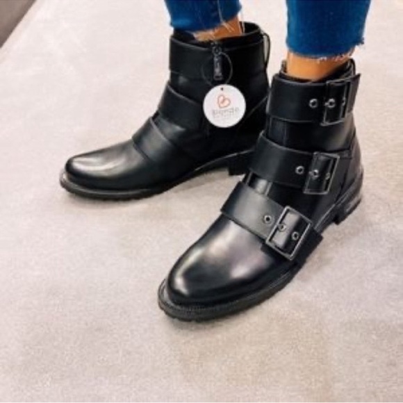 Blondo Camila Waterproof Bootie - Picture 10 of 12